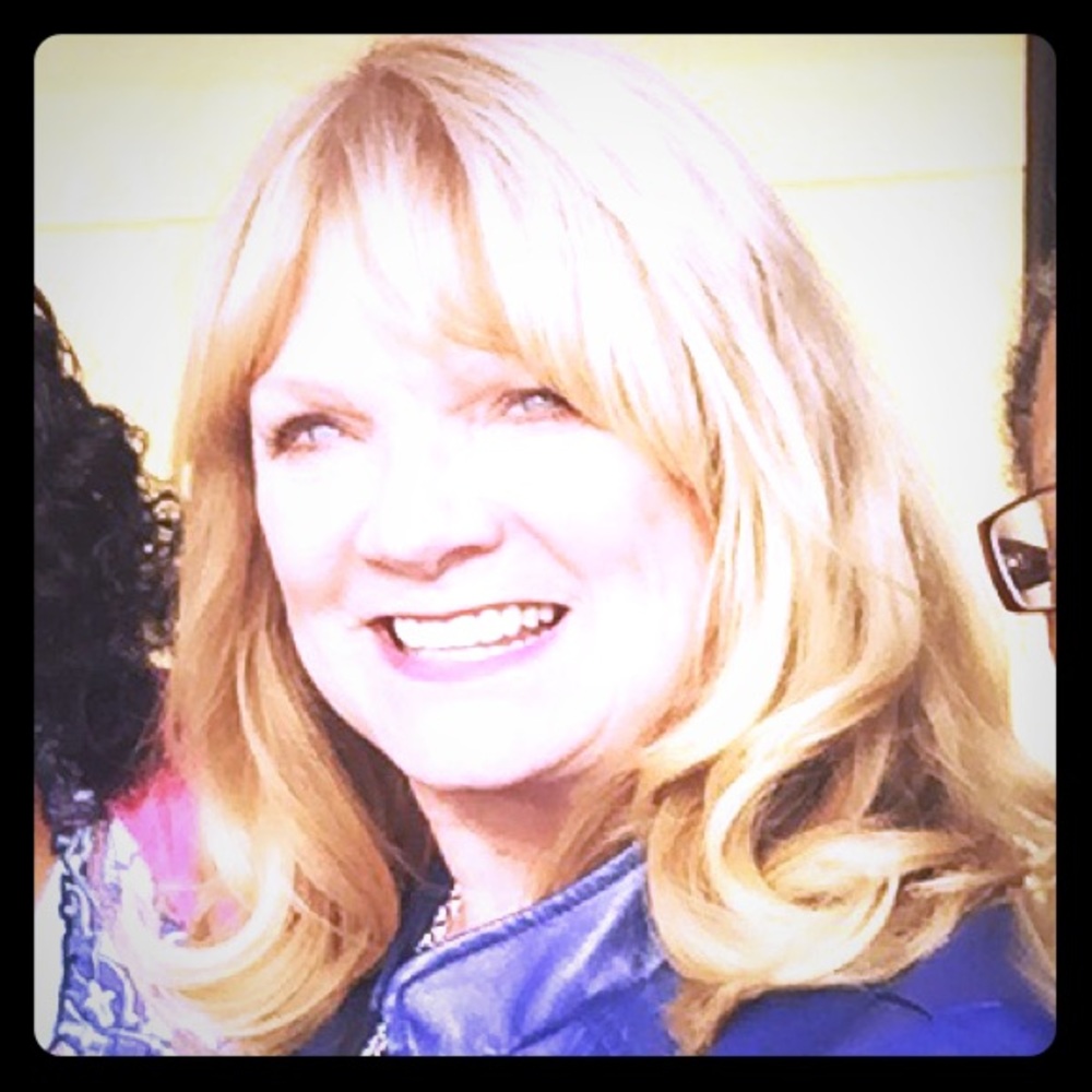 Meet your Posher, Denise